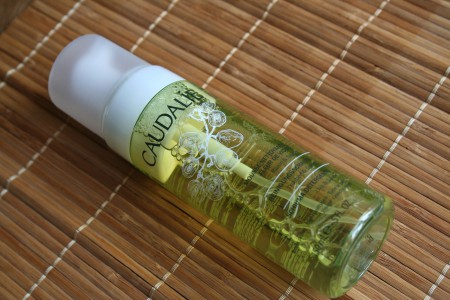 Mousse nettoyante fleur de vigne de Caudalie